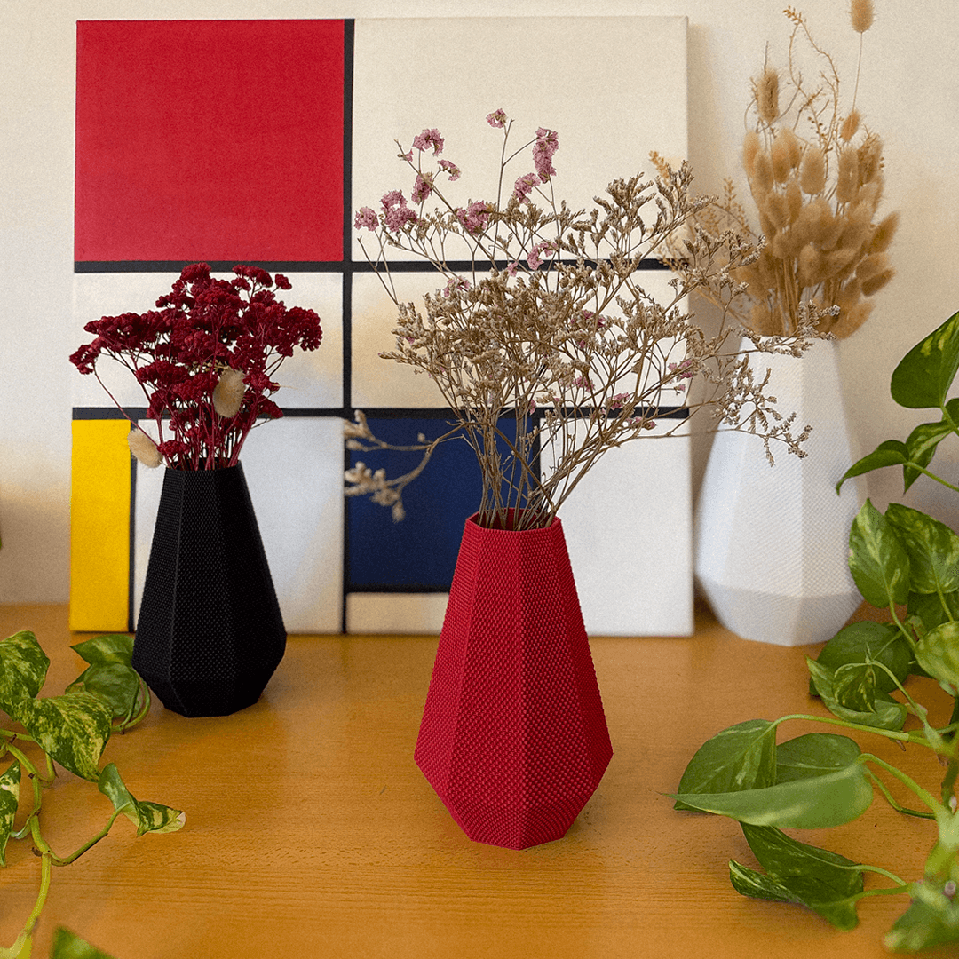 Helena Flower Vase – RippleMesh Textured 3D Printed Vase - Mold and Matter