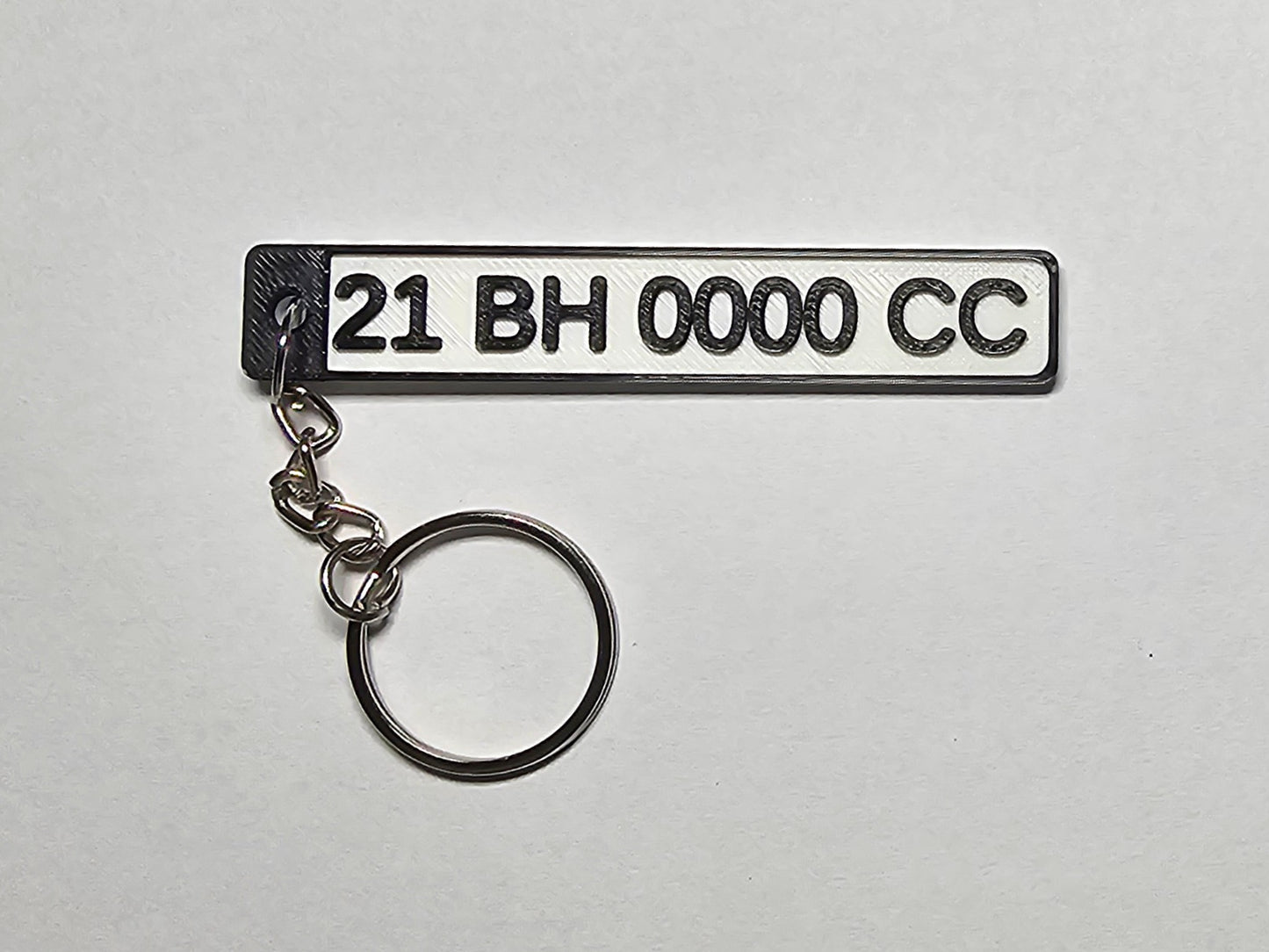 Custom License Plate Keychain โ Personalized 3D Printed Keyring
