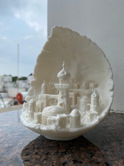 Moon City – Enchanting 3D-Printed Lunar Metropolis