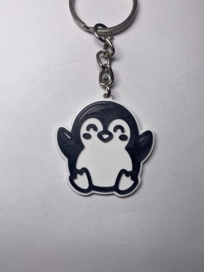 Cute Penguin Keychain – Adorable 3D-Printed Accessory